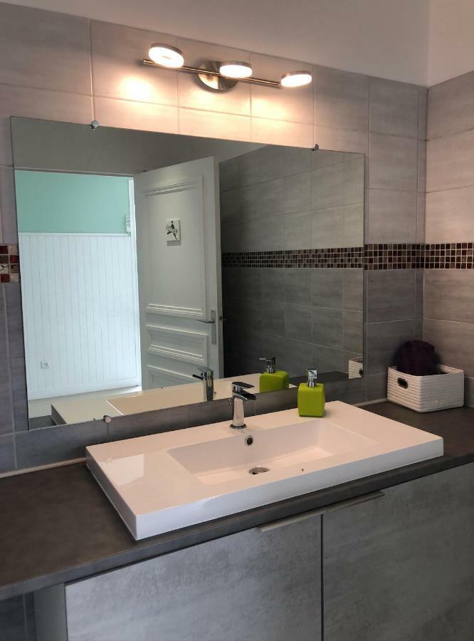 Le 81 Hotel كاسْتْرْ المظهر الخارجي الصورة
