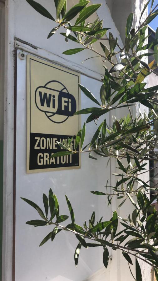 Le 81 Hotel كاسْتْرْ المظهر الخارجي الصورة